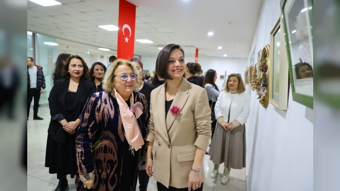 Karabağlar ’da Kozalar Çiçek Açtı