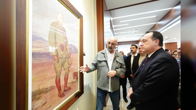 ‘Sarışın Bir Kurt’ Atatürk Sergisi Ziyaretçileriyle Buluştu