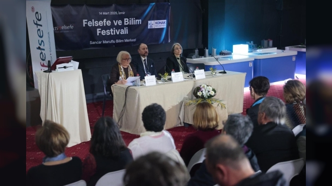 Konak’ta Felsefe ve Bilim Festivali’ne yoğun ilgi