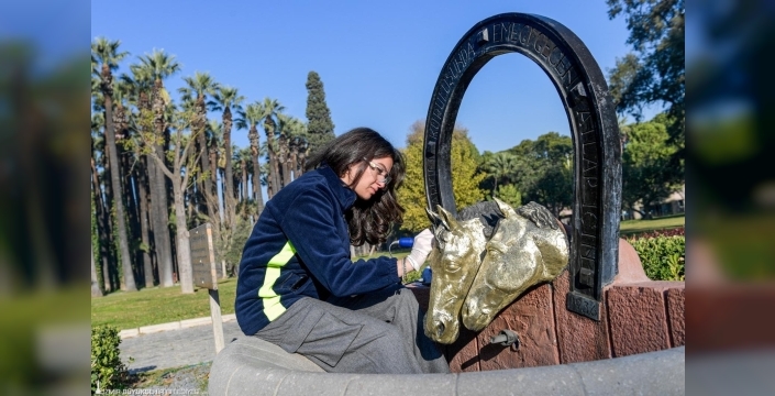 Tarihe dokunan eller